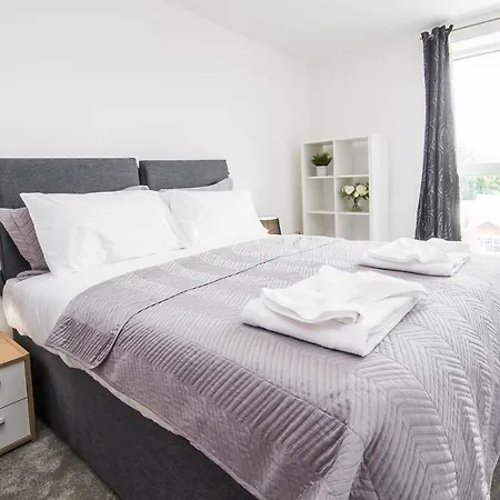Apartment First - The West