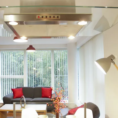 Apartment First - The West *
